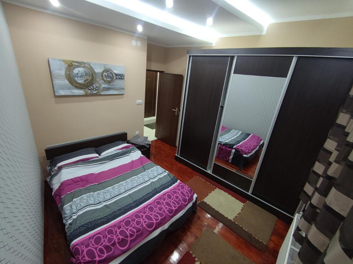Nis Apartment Exterior foto